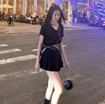 Chloe Le - Facebook