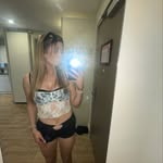 Chloe Lynch - @chloel78 - Instagram