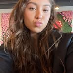 Chloe Mendelson - Facebook