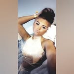 Chloe Noble - @chloe.noble.3517 - Instagram