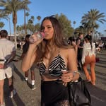 @chloesimon6271 - Instagram