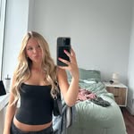 Chloe Stone - @chloeestone - Instagram