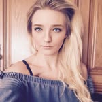 Chloe Townsend - @chloetowsendd - Instagram