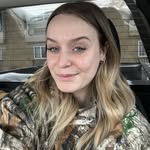 Chloe - @chloetraviss - Instagram
