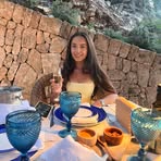 Chloe Vann - Facebook