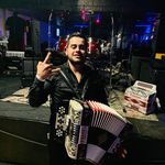 Chris Alaniz Jimenez - @chrisalaniz - Instagram
