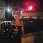 𝐜𝐡𝐫𝐢𝐬𝐚𝐧𝐧𝐚 𝐦𝐢𝐥𝐚𝐧 - @chrisannas.digitaldiary - Instagram