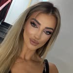 Christa Avram - @christa.avr - Instagram