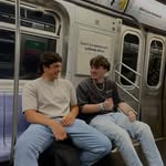 Chris Barna - @chrisbarnaa - Instagram