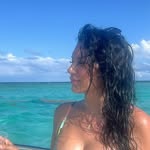 Chris Bazán 🌴🦋🐾☕️ - @christinabazan - Instagram