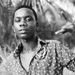 Chris Bek - @dogo.wise - Instagram