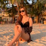 Christine Bendaña - @kristinmb_ - Instagram