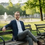 Christian Beringer, (Digital) Analytical Chemist inside. - @two.bits.of.water - Instagram