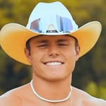 Chris B - @chris_blane22 - Instagram