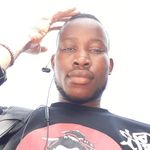 Chris Bolekela - @c_bolekela - Instagram