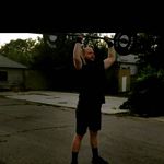 Chris Bronson - @thebronsonskyfit - Instagram
