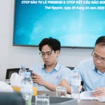 Hướng - @chris___bui - Instagram
