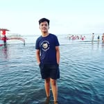 topheee_ - @chris_cape - Instagram