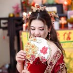 Christella Caroline - @chris_carolin - Instagram