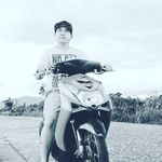 Chris R Celis - @ophet24 - Instagram