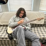 Chris Colón - @chris.colon_ - Instagram