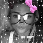 Christina Cotham - @xtinagoodvibes - Instagram