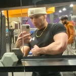 @chris_crossedapplesaucee - Instagram