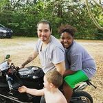 Chris Dacus - @batshitcrazyarsehole - Instagram