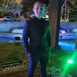 Chris de Melo - @christopher_demelo - Instagram