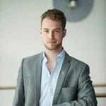 chrisdighton - @uliomefi55 - Instagram