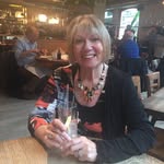 Chris Eales - @christineeales54 - Instagram