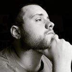 Chris Ellinger - @iblowbubbles94 - Instagram