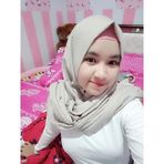 Christy Elma - Facebook