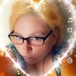Christina Enfinger - @christina.enfinger.5 - Instagram