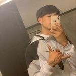 Kris Favela - @chrisfavelaa - Instagram