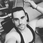 Chris gallardo - @chris_gallardo_illacer - Instagram