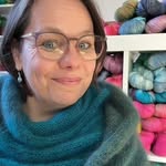 Christine Geib / handgefärbte Wolle und Strickideen - @dornroeschenwolle - Instagram
