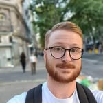 Chris Hardiman - @chris_loves_lamp - Instagram