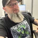 Chris Hennessy - @hipislive - Instagram