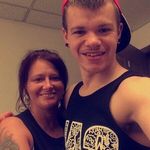 Chris Holbrooks - @lilchrisholbrooks98 - Instagram