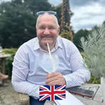 Chris Holton - @holtster72 - Instagram