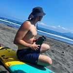 𝐂𝐡𝐫𝐢𝐬 𝐇𝐮𝐚𝐧𝐠 - @huanhuan_huan - Instagram