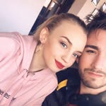 Chris&Kary - @wechrisandkary - Instagram