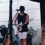 chris lanzon trash, literally - @chrislanzontrash - Instagram