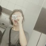 Ela, Glitzer, Diggicam - @chrisloopstedt - Instagram