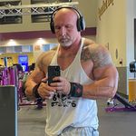 Chris Macomber - @hopehustler2001 - Instagram