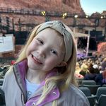 Christie Mangelson - @nephinp - Instagram