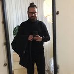 Chris Manolis - @chrismanollis - Instagram