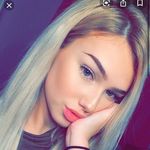 christele - @christelle.manoukiani - Instagram