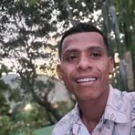 Chris Martins - Facebook